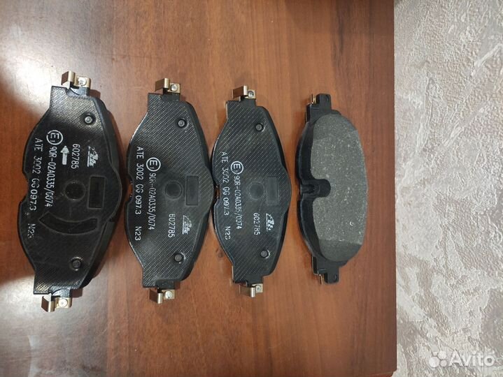 Тормозные колодки передние шкода карог октавия