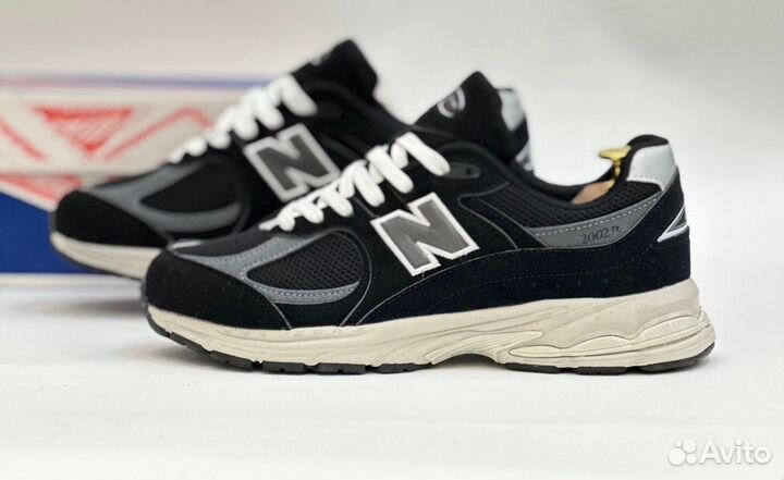 Кроссовки new balance 2002r