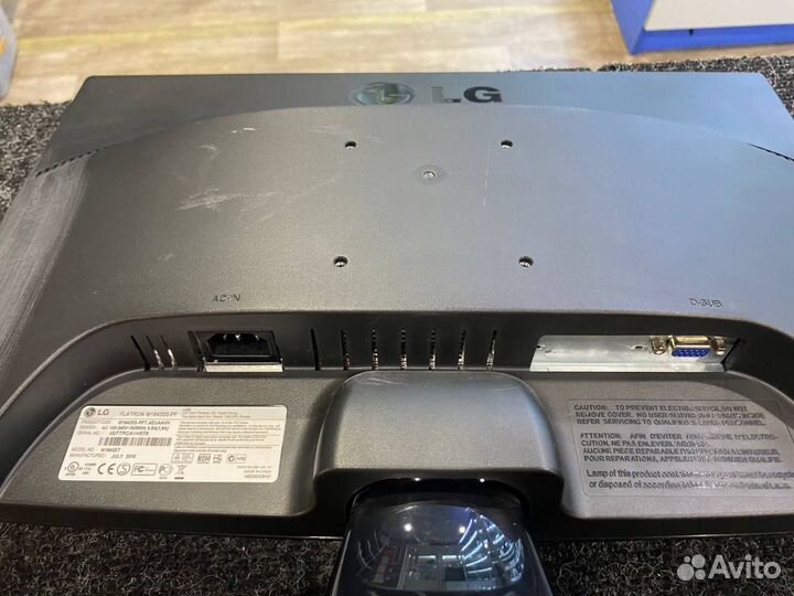 Монитор LCD 18,5