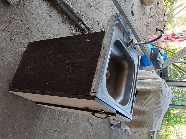 Тумбочка шкаф для кухни /мойка нержавеющая кухня