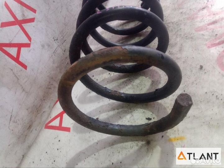 Пружина задняя левая toyota estima