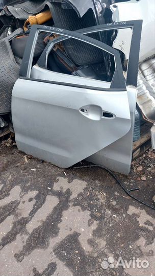 Дверь задняя левая. Kia Rio 3.2011-2017г