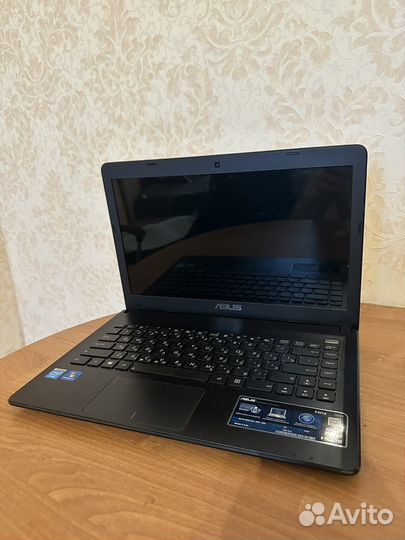 Ноутбук asus
