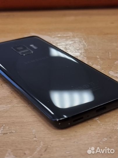 Samsung Galaxy S9, 4/64 ГБ