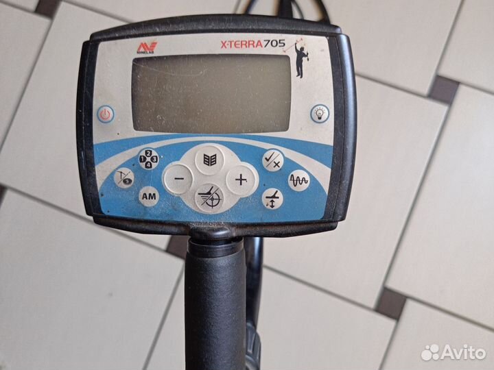 Металлоискатель minelab x terra 705 бу