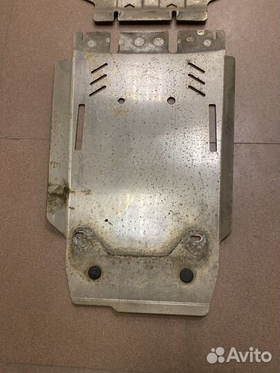 Защита двигателя TLC 200 LX570