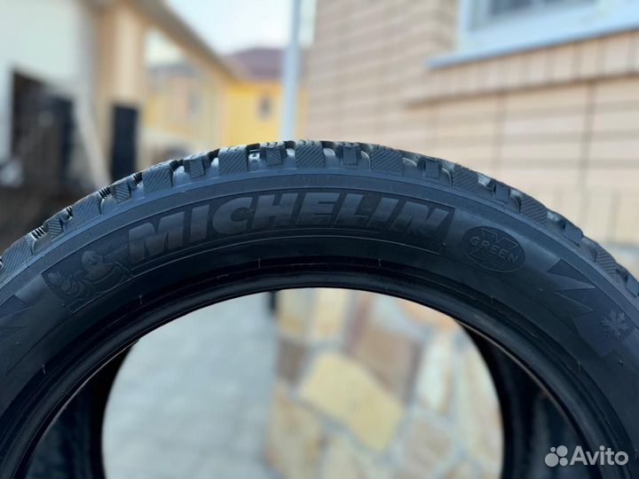 Michelin X-Ice North 3 255/45 R19 и 285/40 R19 107H