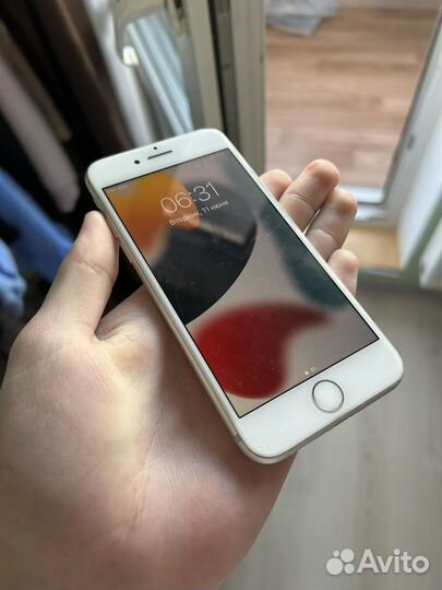 iPhone 7, 32 ГБ