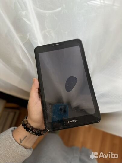 Планшет prestigio на запчасти (не рабочий)