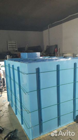 Пластиковый погреб 2х2х2