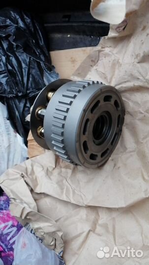 Качающий узел хитачи zx240lc