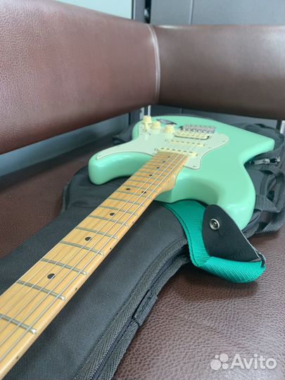 Гитара Fender Stratocaster HSS