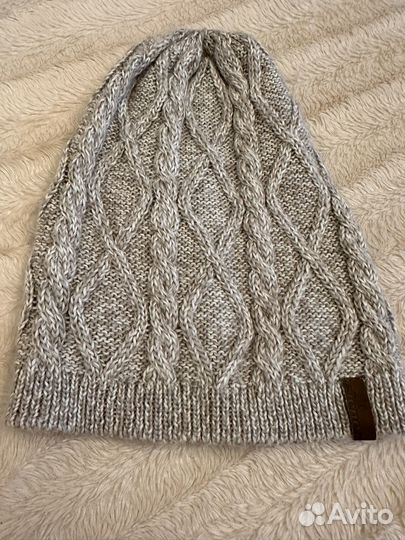 Шапка женская вязаная