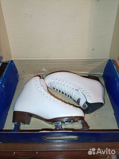 Коньки фигурные Riedell 39