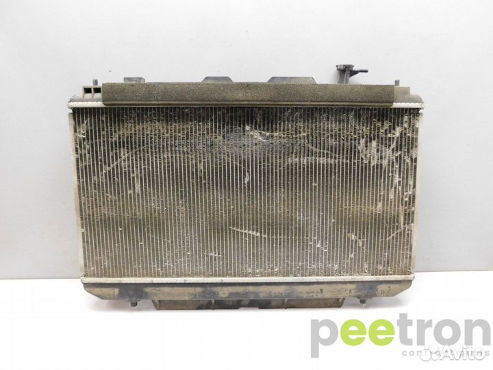 Б/У Б/У Радиатор охлаждения б/у 2.0 1AZ АКПП