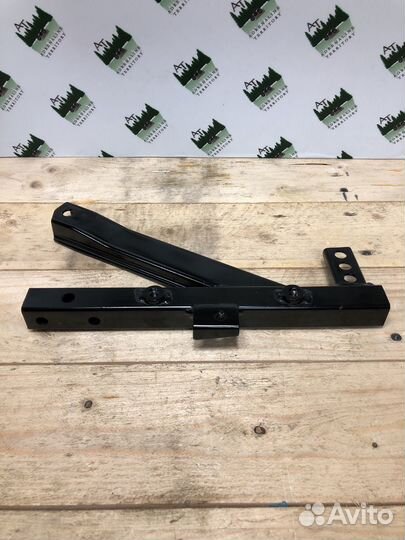 Кронштейн подножки задний правый cf400