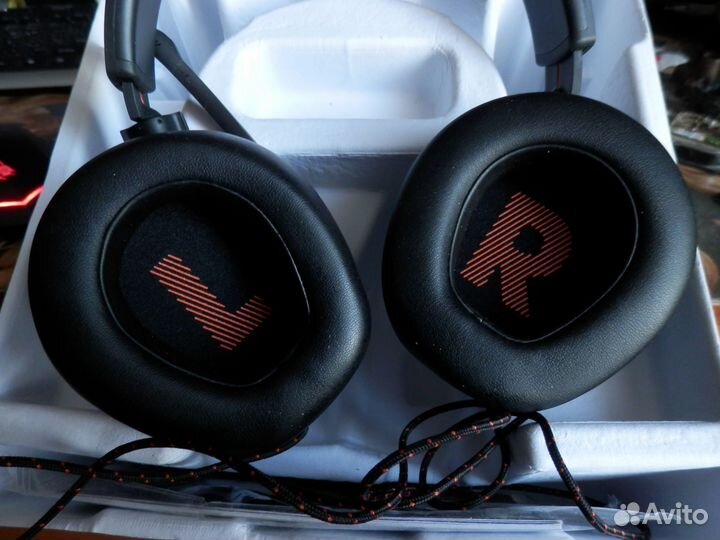 Проводные наушники jbl
