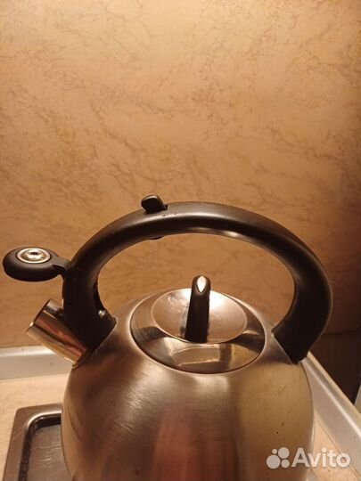 Чайник со свистком новый