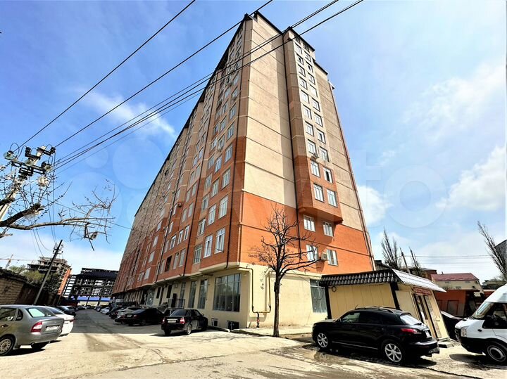 2-к. квартира, 94 м², 3/14 эт.