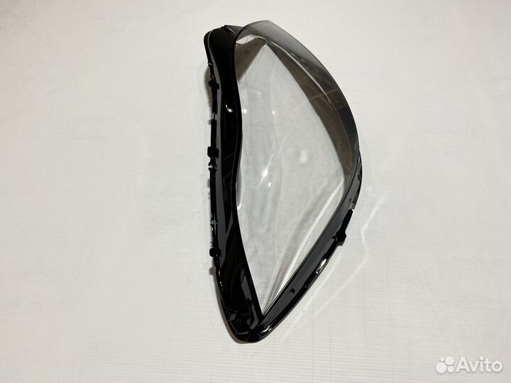 Правое стекло фары Mercedes W218 рестайлинг