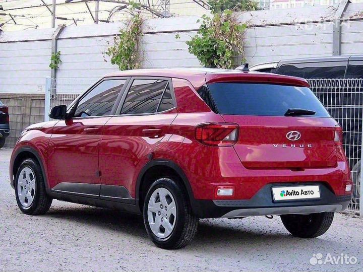 Hyundai Venue 1.6 AT, 2021, 28 000 км