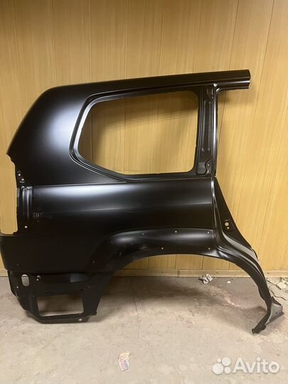 Панель заднего крыла