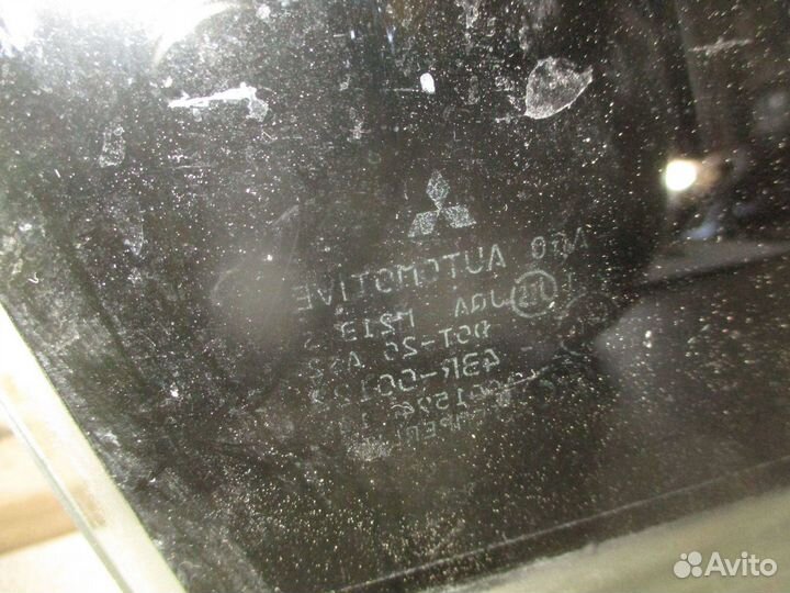 Стекло двери задней правой Mitsubishi Lancer 10