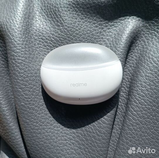 Кейс для наушников realme