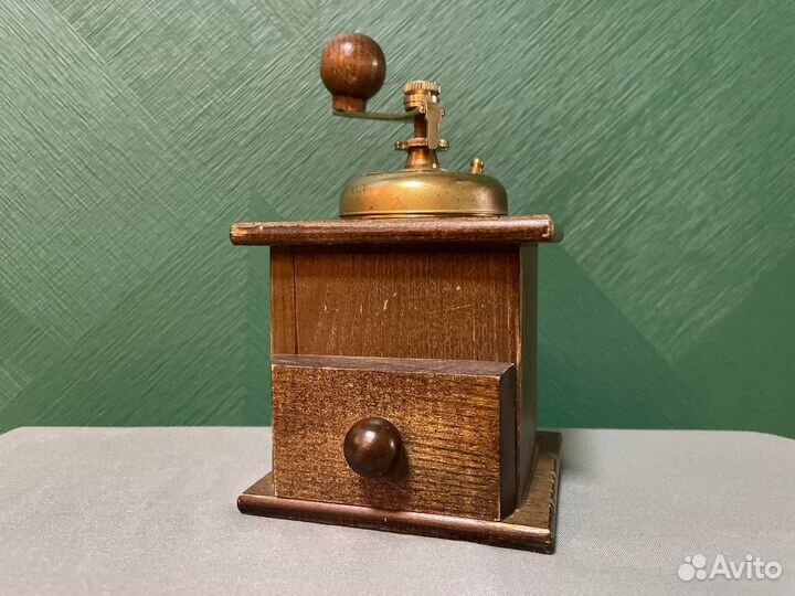 Кофемолка молка винтажная