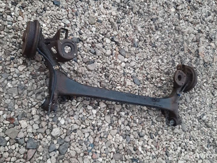 Балка задняя Фольксваген Поло 4 в сборе