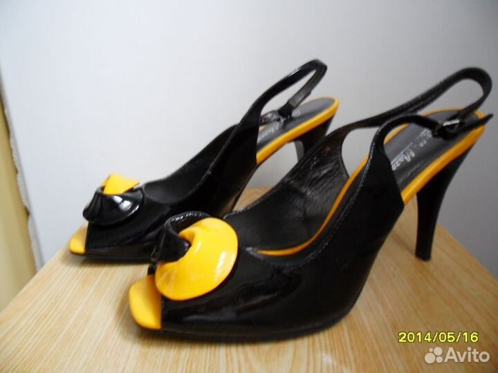 Новые лаковые туфли