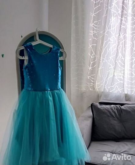 Красивое платье р. 125-128