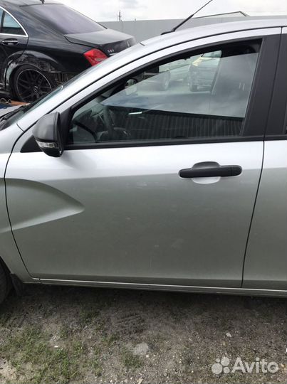 Двери серебристые веста 2 ng новый