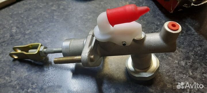 Главный цилиндр сцепления для Nissan X-Trail