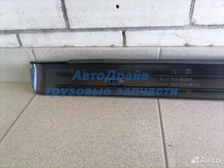 Накладка крыши Мерседес Аксор