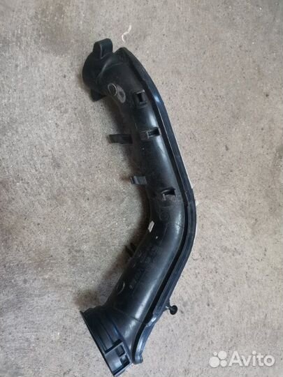 Патрубок дроссельной заслонки Volkswagen Tiguan