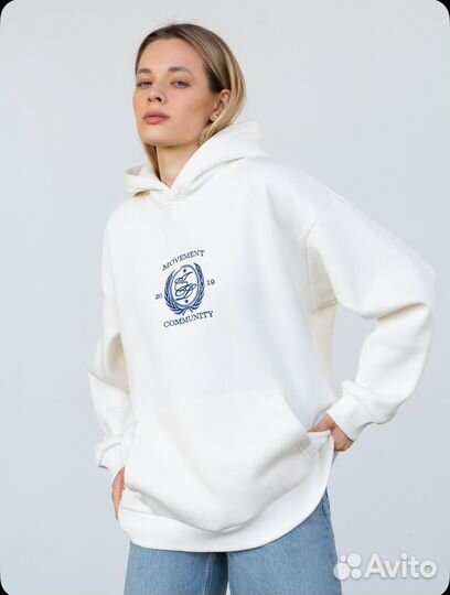 Толстовка молочная женская