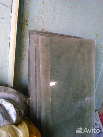 Продаю стекло(б/у) - толщина 5мм