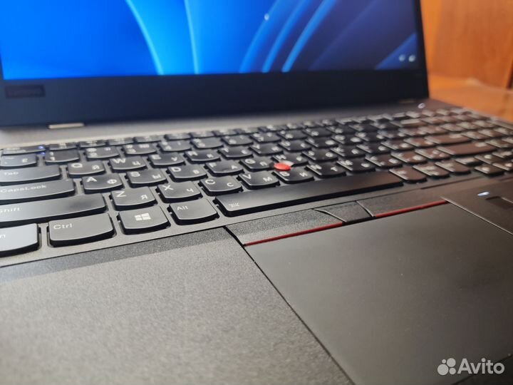 ThinkPad T580 i7-8650u 16gb 256ssd FHDips