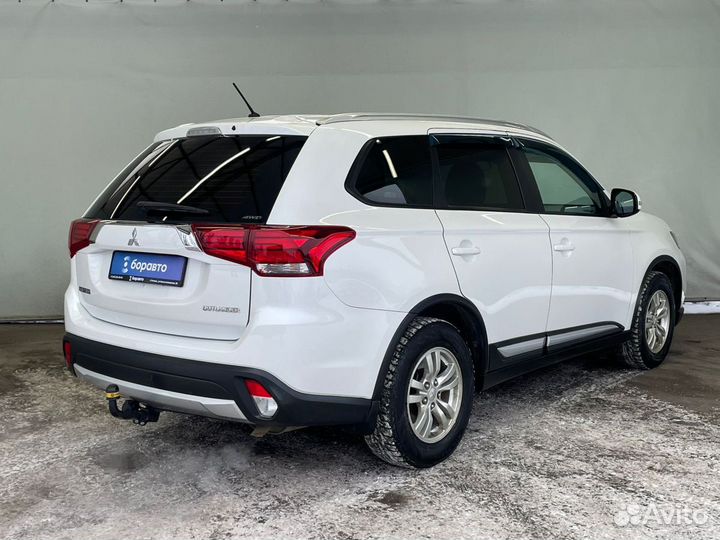 Mitsubishi Outlander 2.0 CVT, 2015, 186 562 км