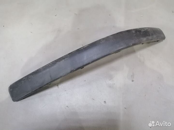 Накладка бампера перед левый VW Passat B5 1996-00