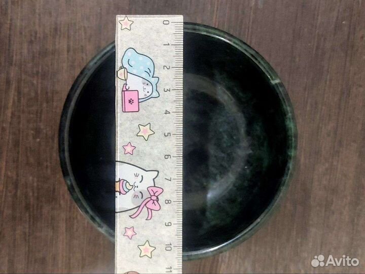 Пиала / супница / тарелка / чаша из нефрита