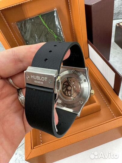 Механические наручные часы Hublot