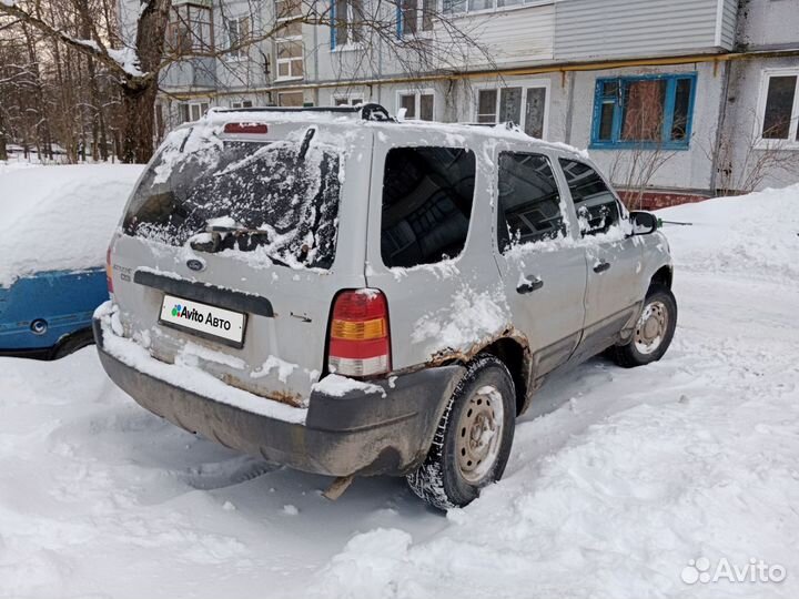 Ford Escape 2.0 МТ, 2001, 321 000 км