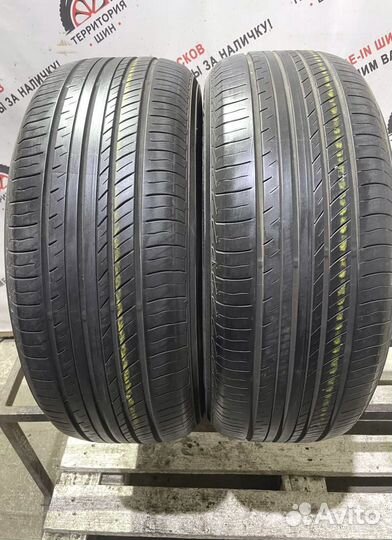 Yokohama Advan dB V552 215/55 R17 94N