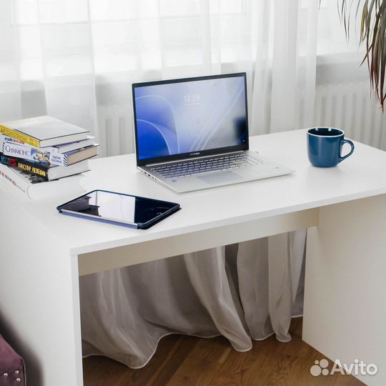 Компьютерный стол новый