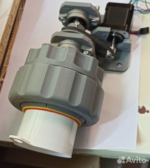 Поворотная ось для гравера