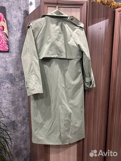 Тренчкот и пальто женские