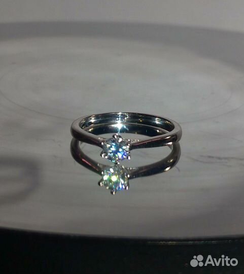 Кольцо Pt950,S925 4мм, муассанит