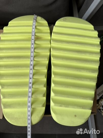 Шлепанцы Слайды yeezy slide glow green